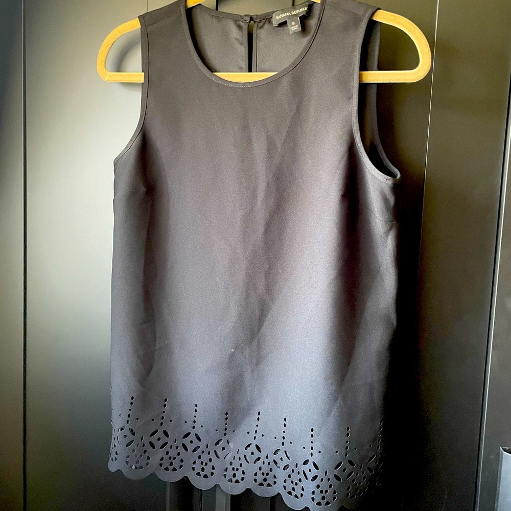 Banana Republic Black Sleeveless Top